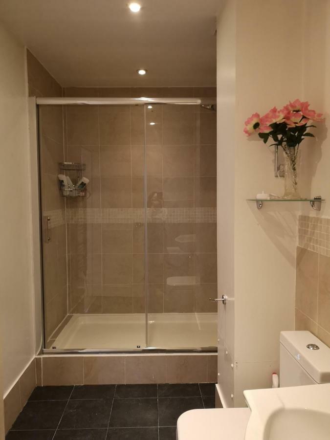 Rooms Close To Wimbledon Tennis 런던 외부 사진